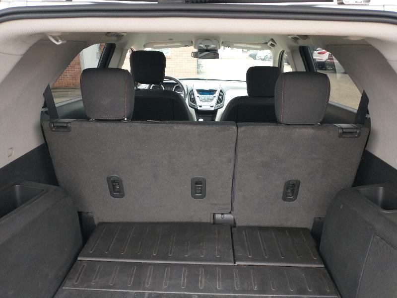 Chevrolet Equinox LS AWD 2012