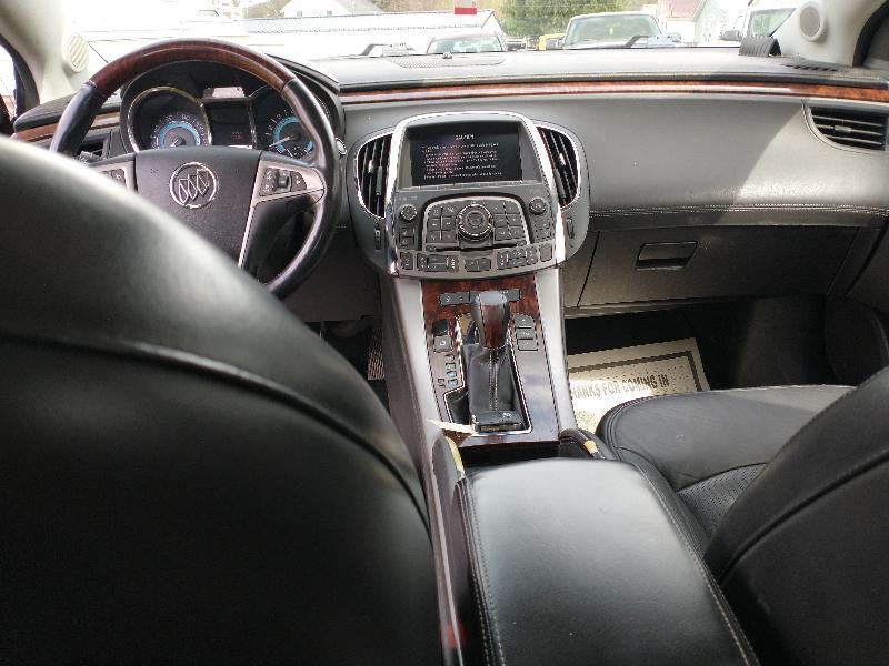 Buick LaCrosse CXS 2010