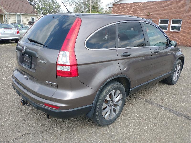 Honda CR-V SE 4WD 5-Speed AT 2011