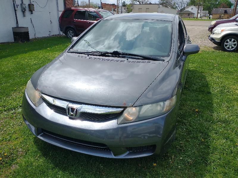 Honda Civic LX Sedan 5-Speed AT 2009