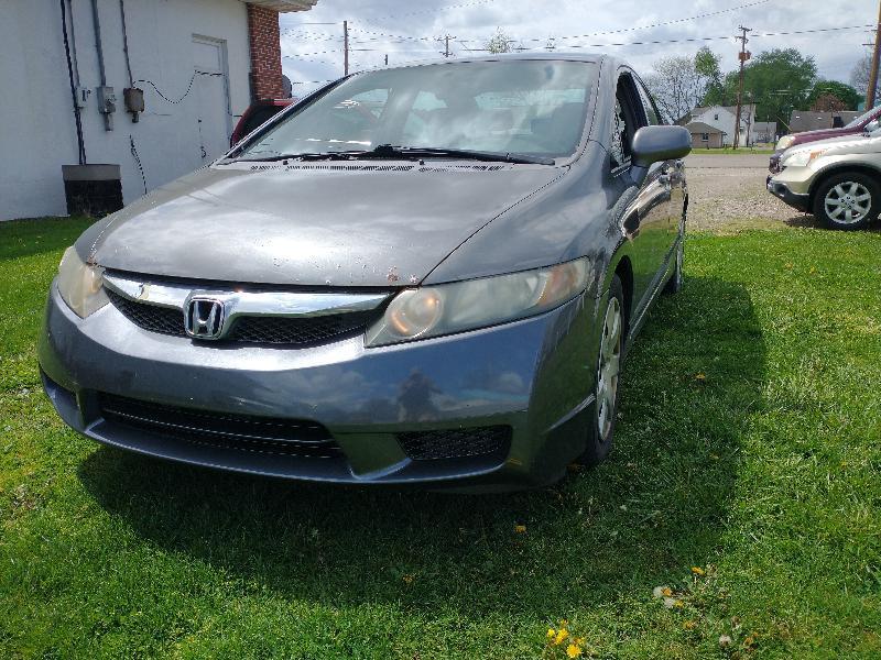 Honda Civic LX Sedan 5-Speed AT 2009