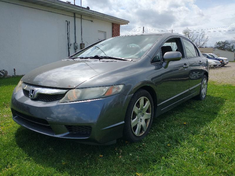 Honda Civic LX Sedan 5-Speed AT 2009