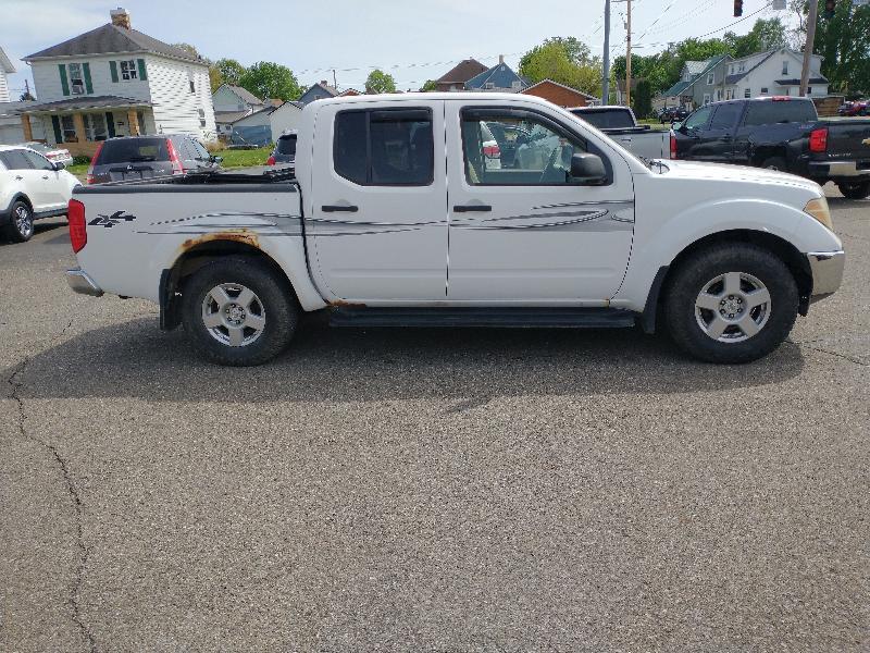 Nissan Frontier LE Crew Cab 4WD 2008