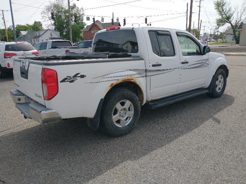 Nissan Frontier LE Crew Cab 4WD 2008