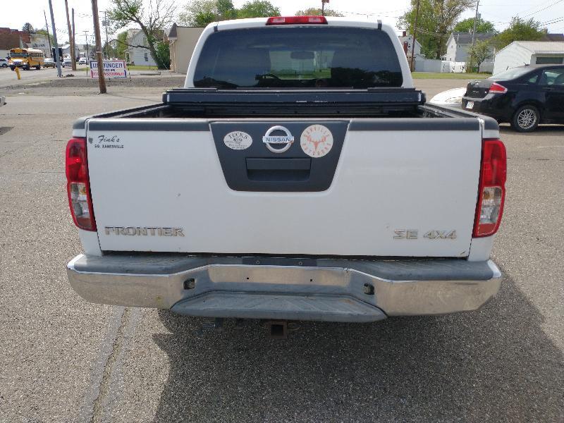 Nissan Frontier LE Crew Cab 4WD 2008