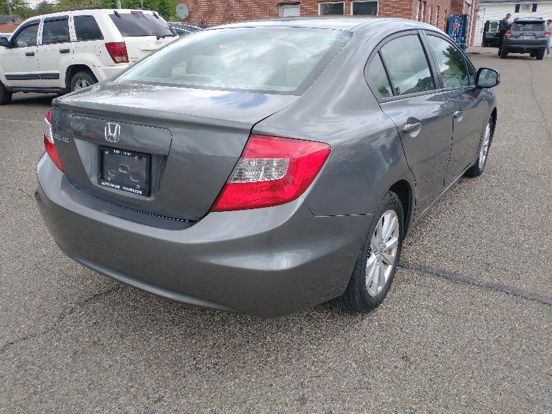Honda Civic EX Sedan 5-Speed AT 2012