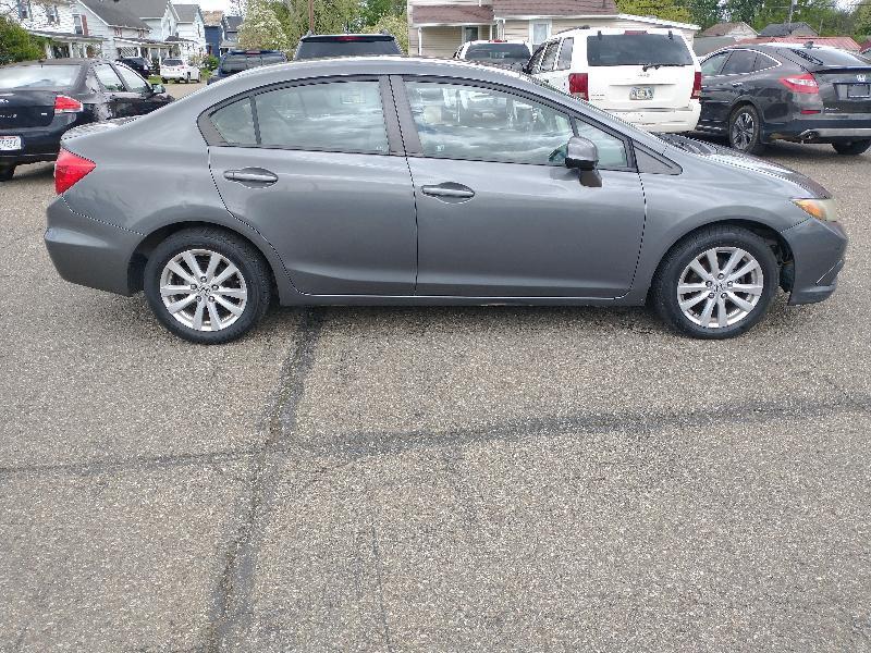 Honda Civic EX Sedan 5-Speed AT 2012