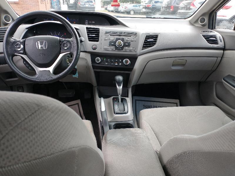 Honda Civic EX Sedan 5-Speed AT 2012