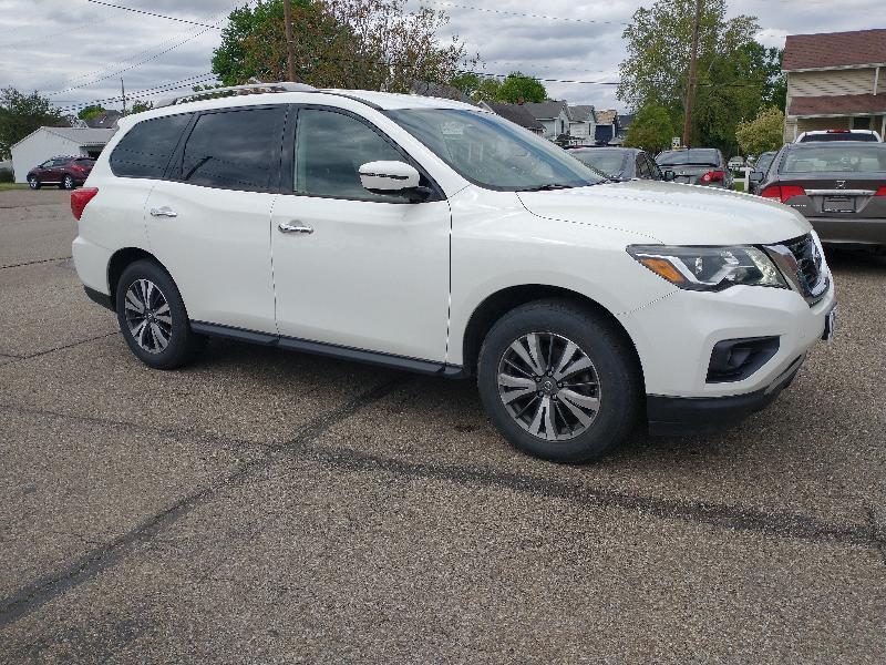 Nissan Pathfinder Platinum 4WD 2017