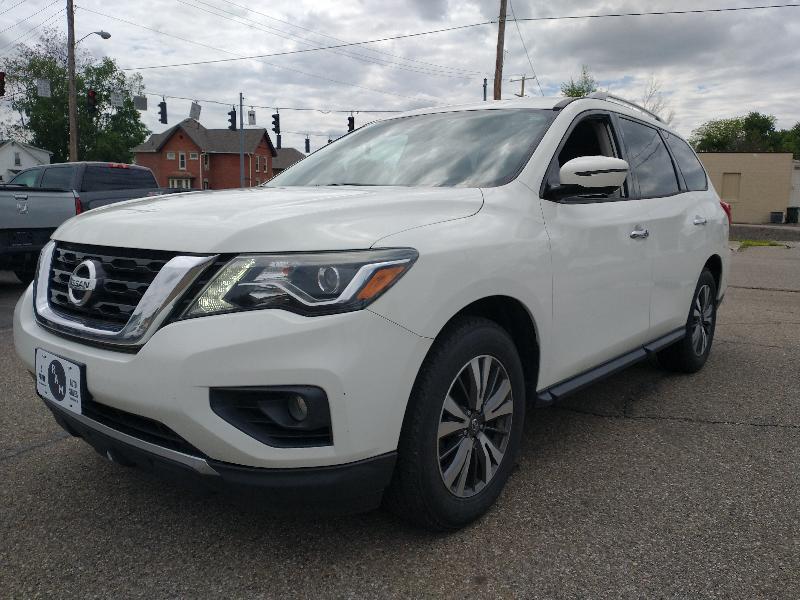 Nissan Pathfinder Platinum 4WD 2017