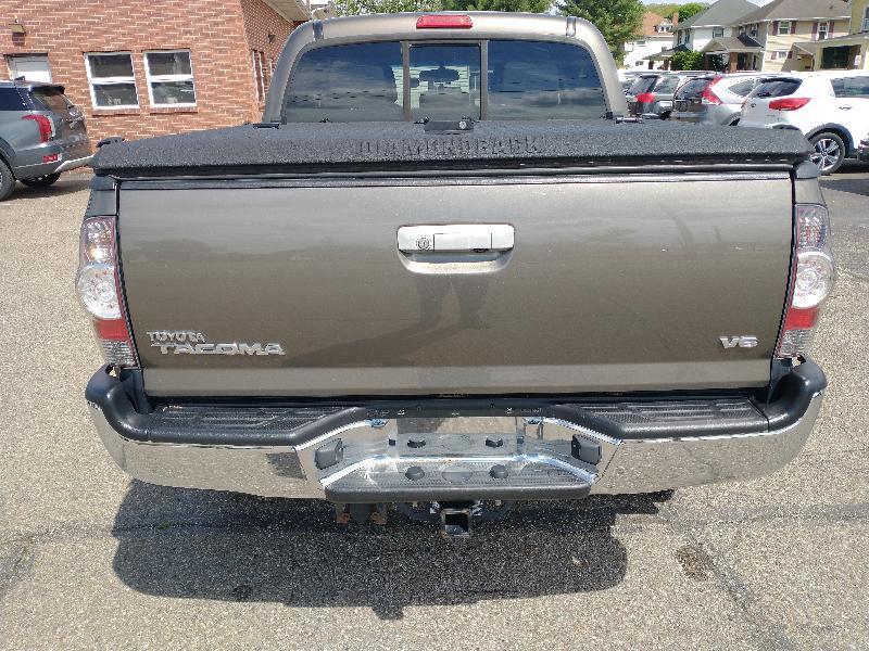 Toyota Tacoma Double Cab V6 4WD 2013