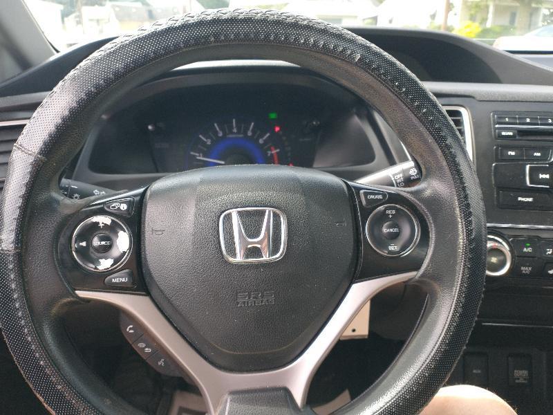 Honda Civic LX Sedan 5-Speed AT 2013