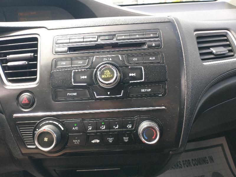 Honda Civic LX Sedan 5-Speed AT 2013
