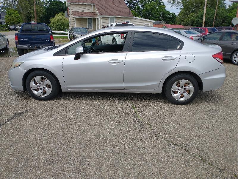Honda Civic LX Sedan 5-Speed AT 2013