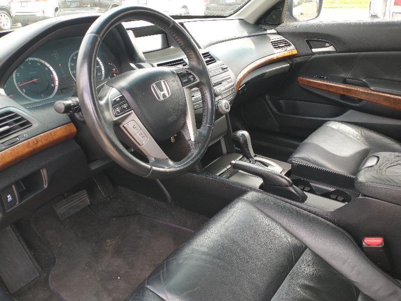 Honda Accord EX-L V6 Sedan AT 2012