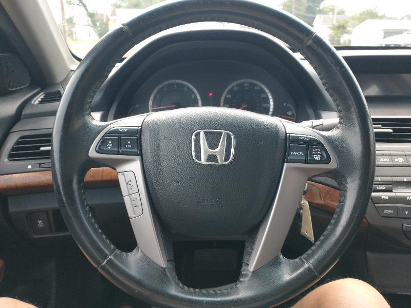 Honda Accord EX-L V6 Sedan AT 2012