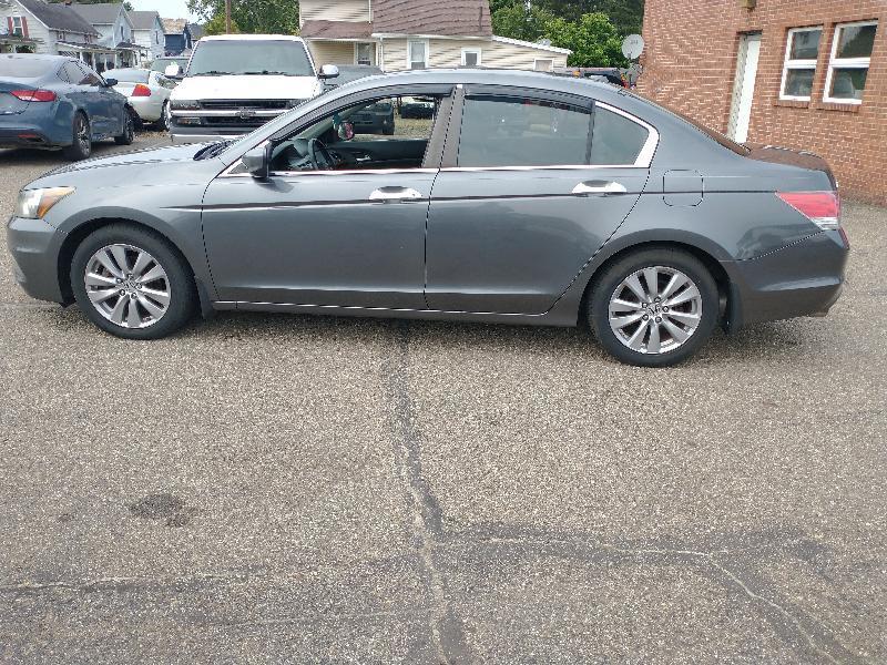 Honda Accord EX-L V6 Sedan AT 2012