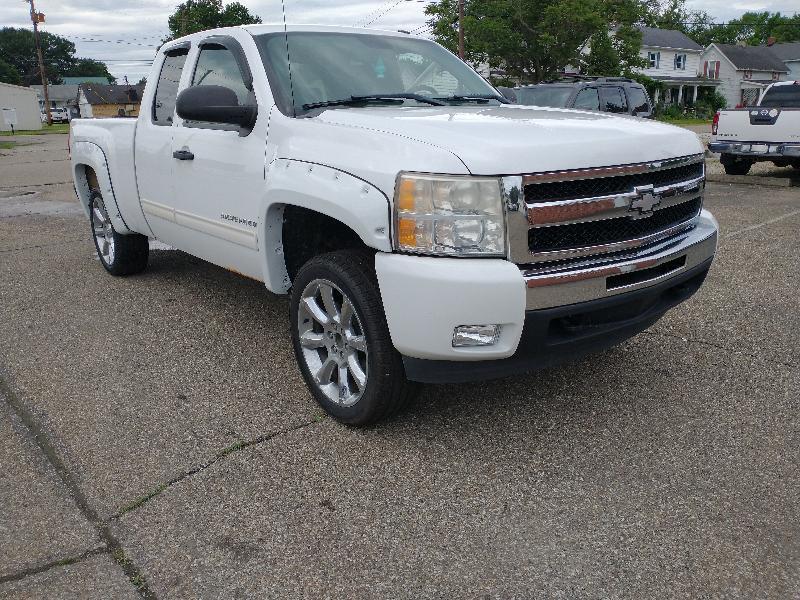 Chevrolet Silverado 1500 LT1 Ext. Cab Long Box 4WD 2009