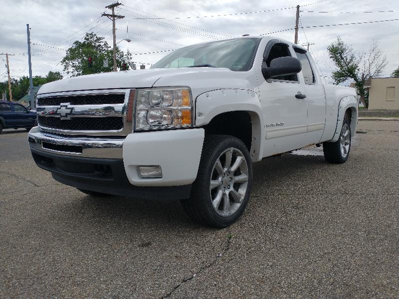 Chevrolet Silverado 1500 LT1 Ext. Cab Long Box 4WD 2009