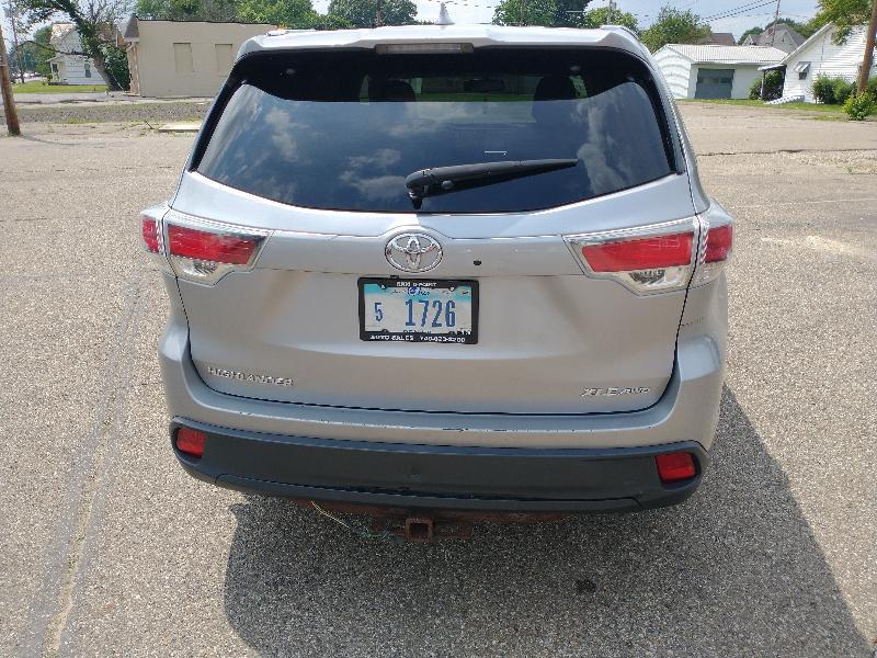 Toyota Highlander XLE AWD V6 2016