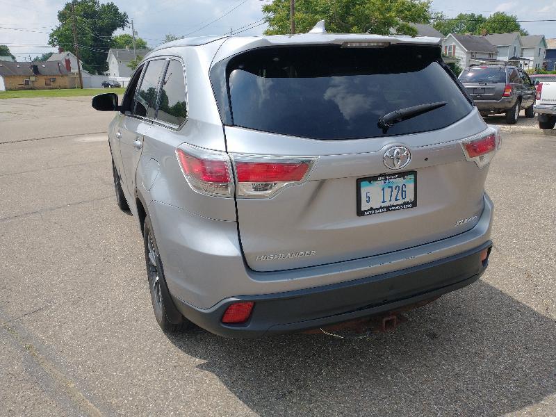 Toyota Highlander XLE AWD V6 2016