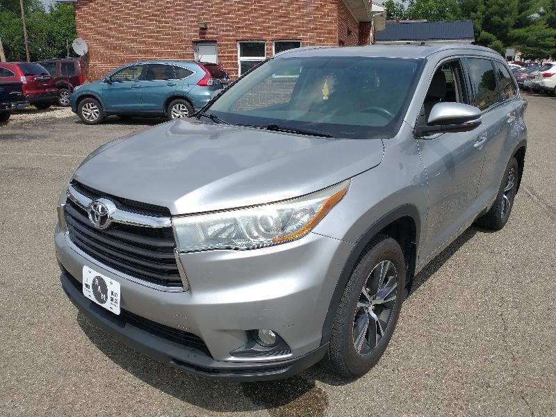 Toyota Highlander XLE AWD V6 2016