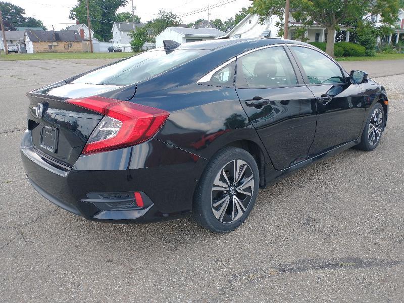 Honda Civic EX-T Sedan CVT 2016