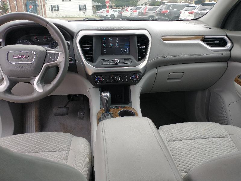 GMC Acadia SLE-1 AWD 2017