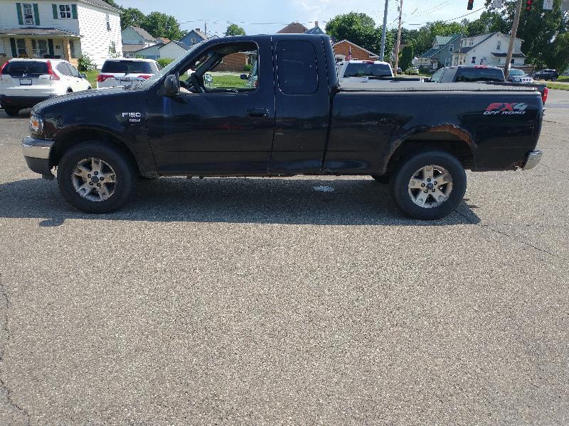 Ford F-150 XL SuperCab 4WD 2003