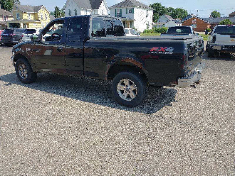 Ford F-150 XL SuperCab 4WD 2003