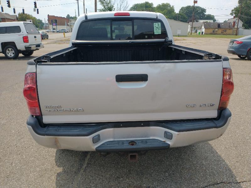 Toyota Tacoma Double Cab V6 Manual 4WD 2005