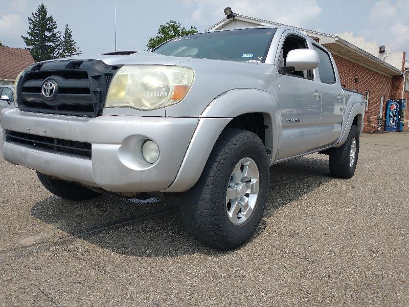 Toyota Tacoma Double Cab V6 Manual 4WD 2005