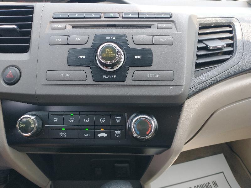 Honda Civic EX Sedan 5-Speed AT 2012
