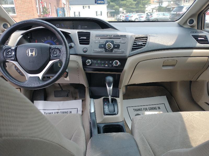 Honda Civic EX Sedan 5-Speed AT 2012