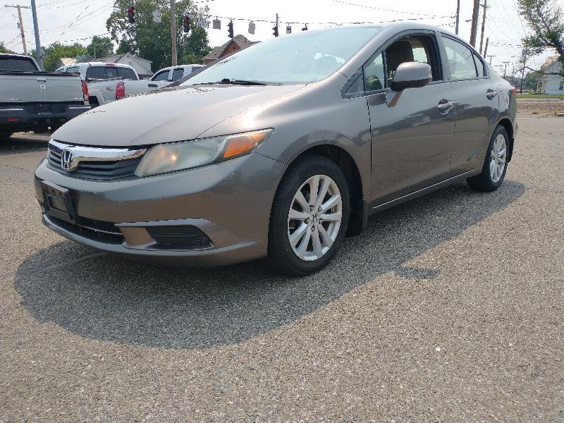 Honda Civic EX Sedan 5-Speed AT 2012