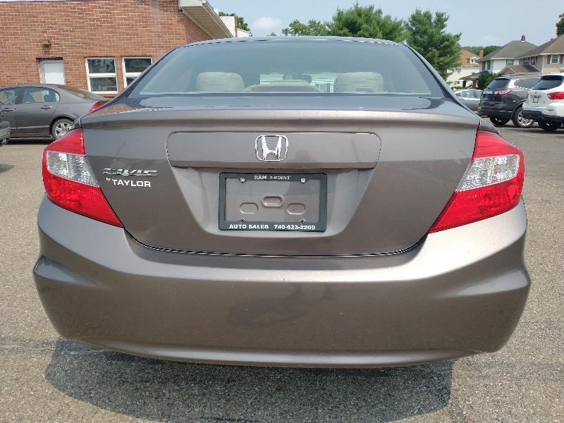 Honda Civic EX Sedan 5-Speed AT 2012