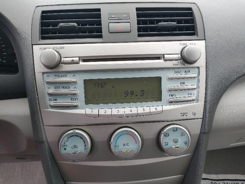 Toyota Camry XLE 5-Spd AT 2009