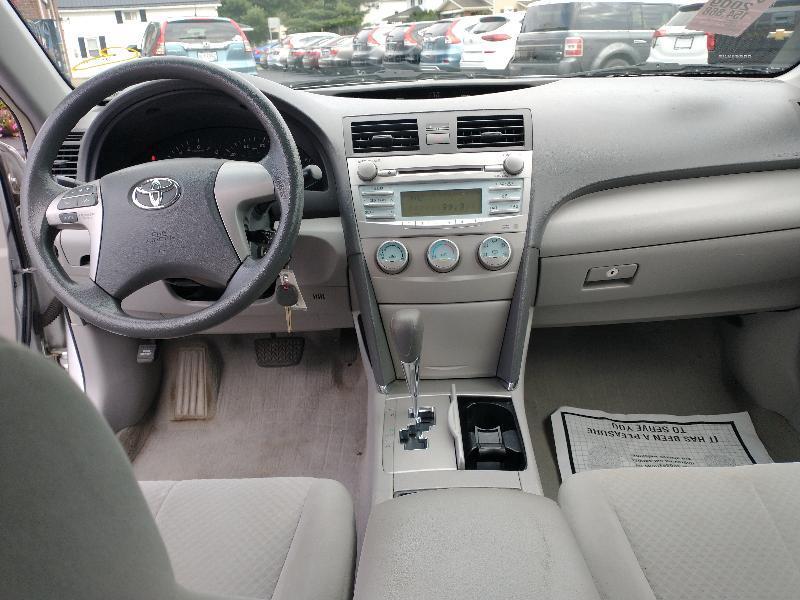 Toyota Camry XLE 5-Spd AT 2009