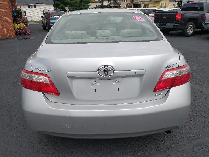 Toyota Camry XLE 5-Spd AT 2009