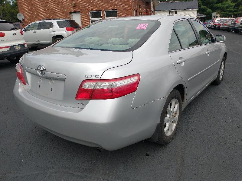 Toyota Camry XLE 5-Spd AT 2009