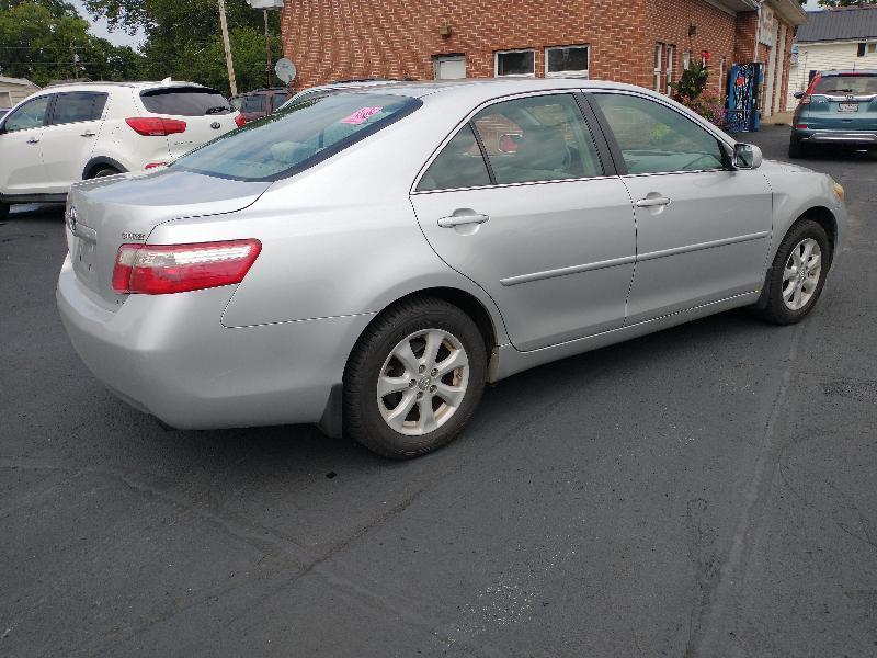 Toyota Camry XLE 5-Spd AT 2009
