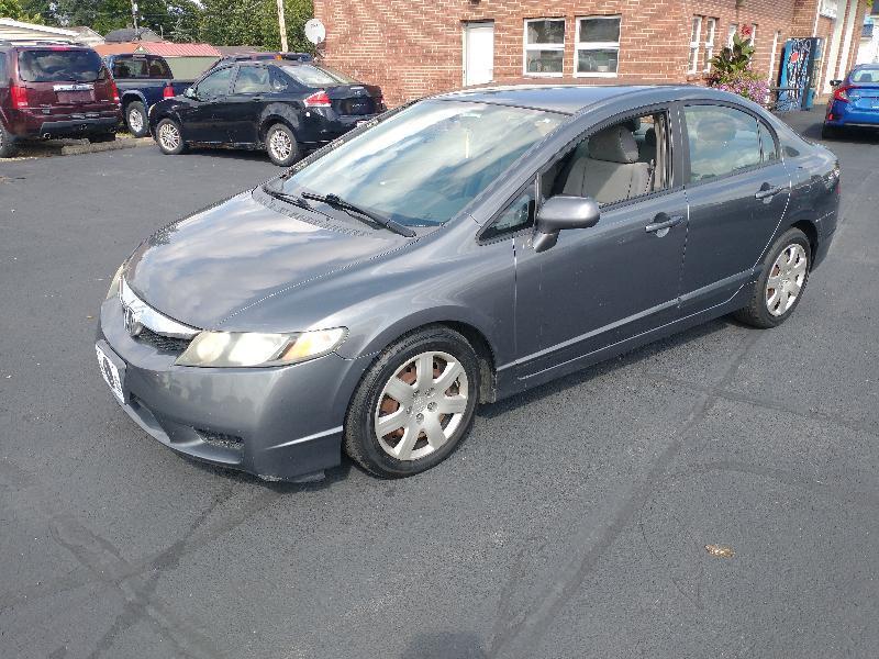 Honda Civic LX Sedan 5-Speed AT 2010
