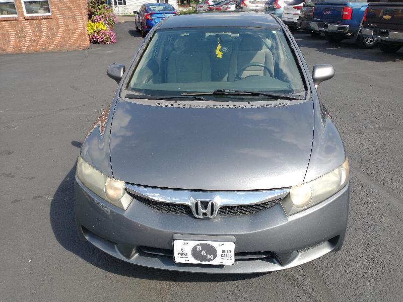 Honda Civic LX Sedan 5-Speed AT 2010