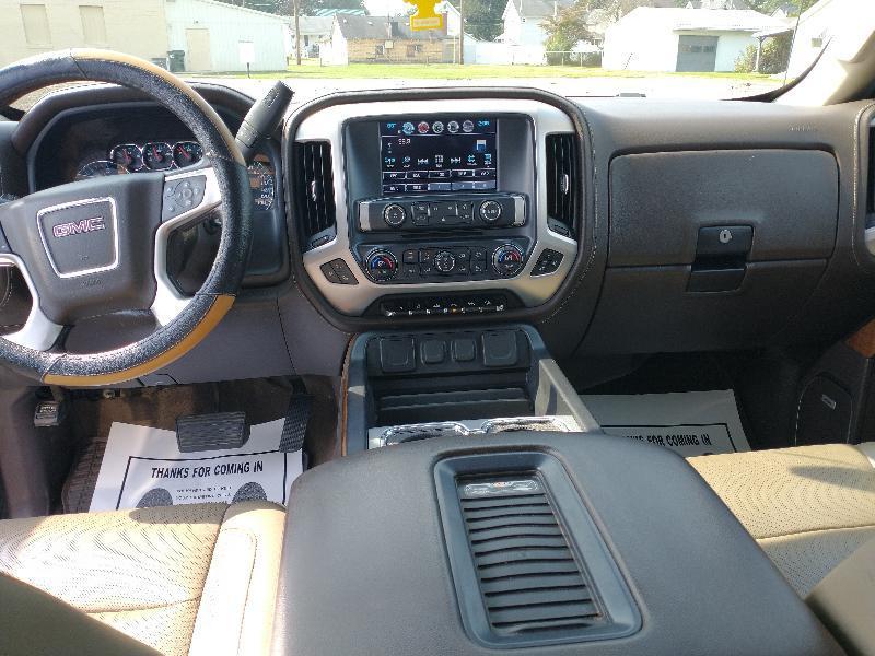 GMC Sierra 1500 SLT Crew Cab Short Box 4WD 2018