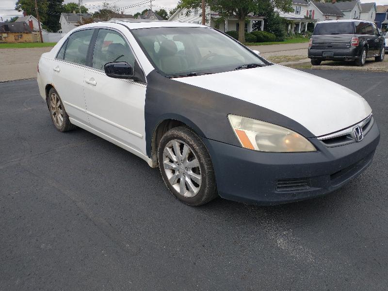 Honda Accord EX V-6 Sedan AT w/ Nav System/ XM Radio 2006