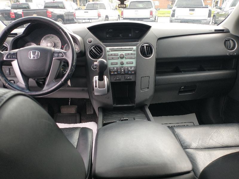 Honda Pilot EX-L 4WD 5-Spd AT 2011