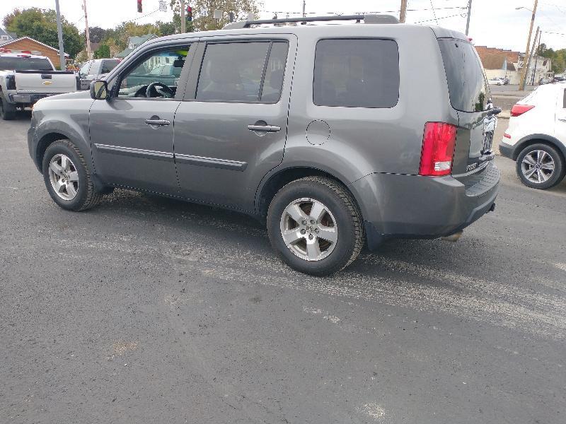 Honda Pilot EX-L 4WD 5-Spd AT 2011