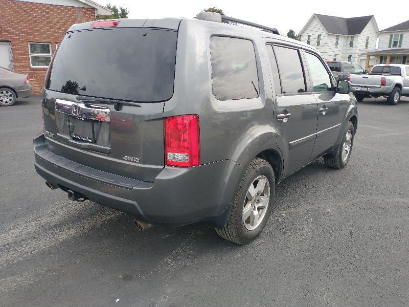 Honda Pilot EX-L 4WD 5-Spd AT 2011