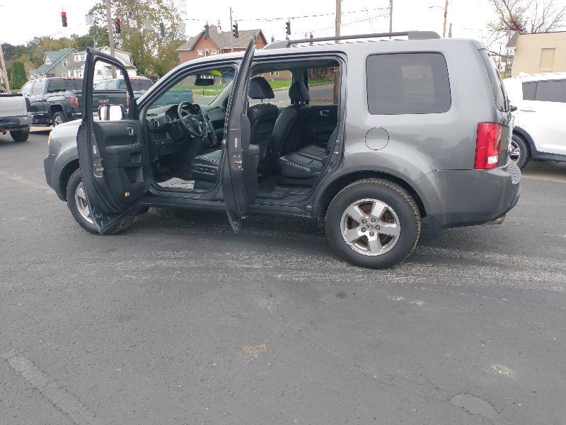 Honda Pilot EX-L 4WD 5-Spd AT 2011