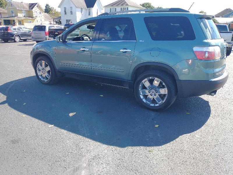 GMC Acadia SLT-2 AWD 2010